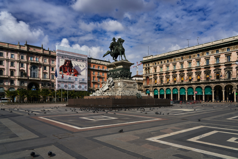 La Piazza del Duomo de Milan, pendant le confinement du printemps 2020 (Mick de Paola)